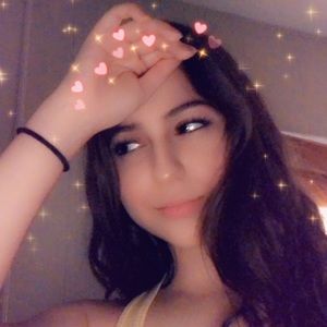 Meet your Posher, Isela